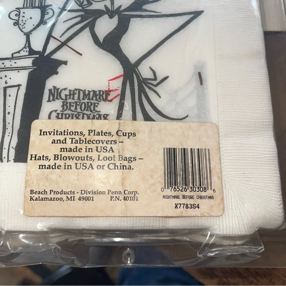 Vintage NIGHTMARE BEFORE CHRISTMAS PARTY PAC SET VINTAGE SEALED  65 Pieces.